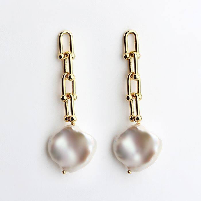 Sterling Silver Hardwear Link Baroque Pearl Earring