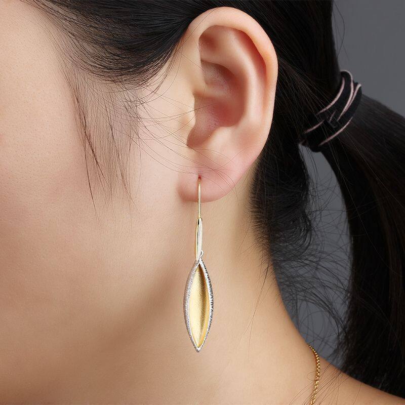 ladies earrings hoops