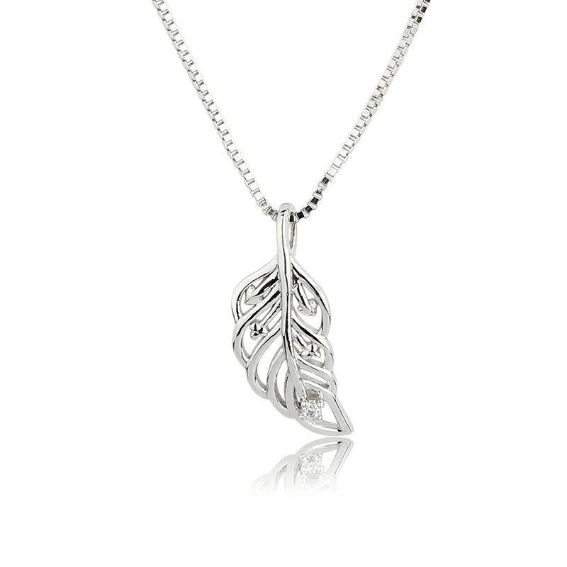 925 Sterling Silver Leaf Pendant